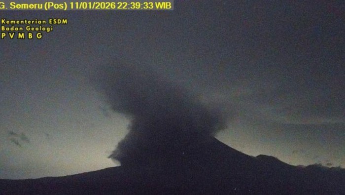 Gunung Semeru Meledak, Luncurkan Awan Panas 5 Km ke Udara, Waspada!